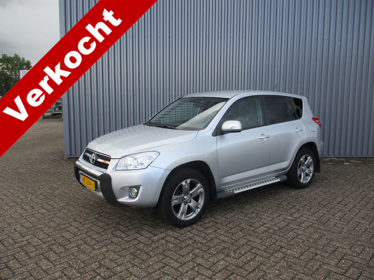 Toyota RAV4 - 2.0 VVTi Dynamic Automaat 4x4 Airco Trekhaak - AutoWereld.nl