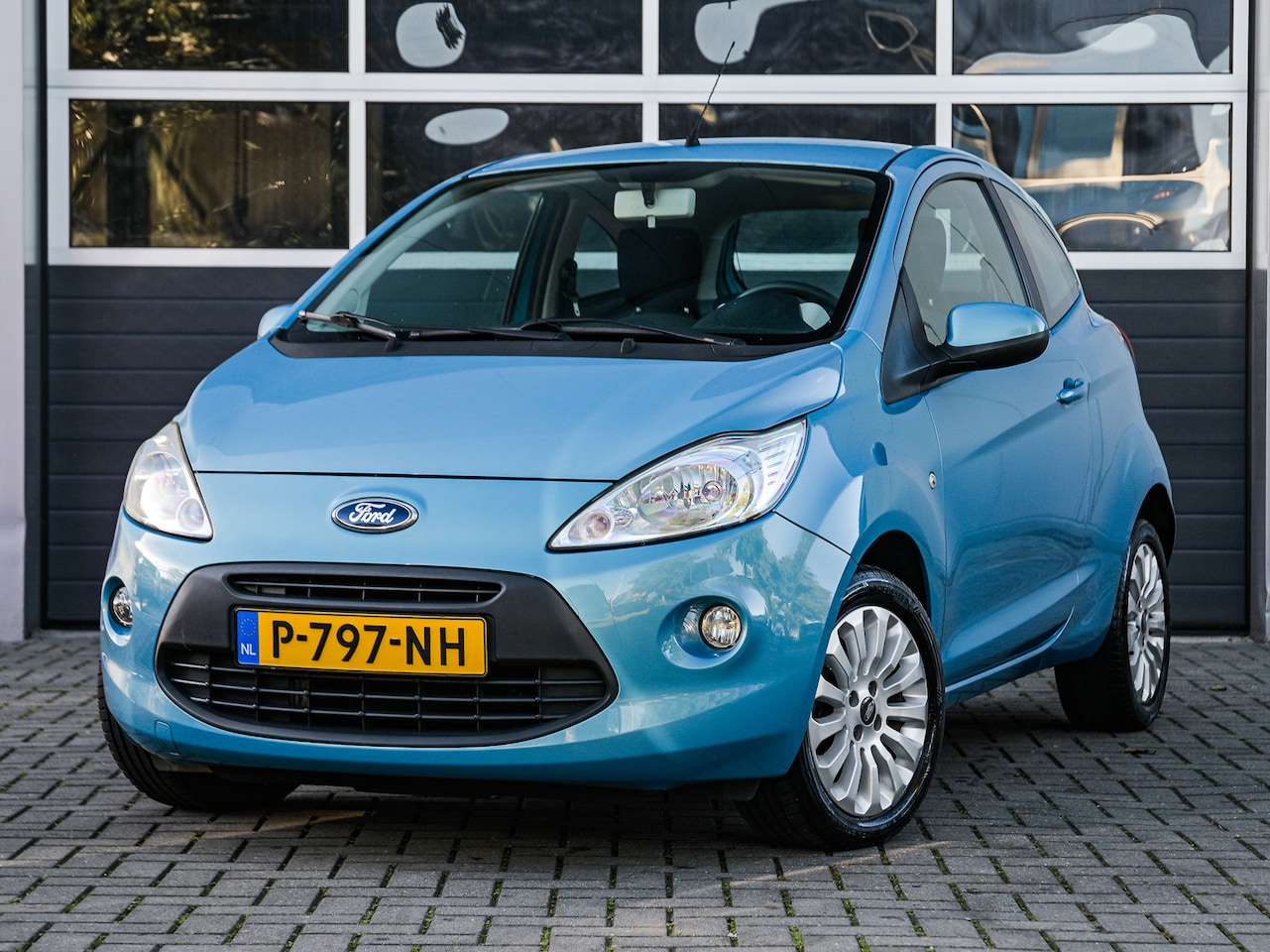 Ford Ka - 1.2 Limited | Airco | 15'' lichtmetalen velgen - AutoWereld.nl
