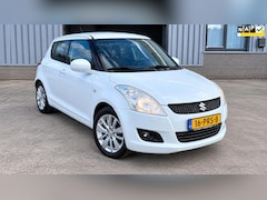 Suzuki Swift - 1.2 Exclusive EASSS Carplay/Cruise/Trekhaak/Airco/Cam/