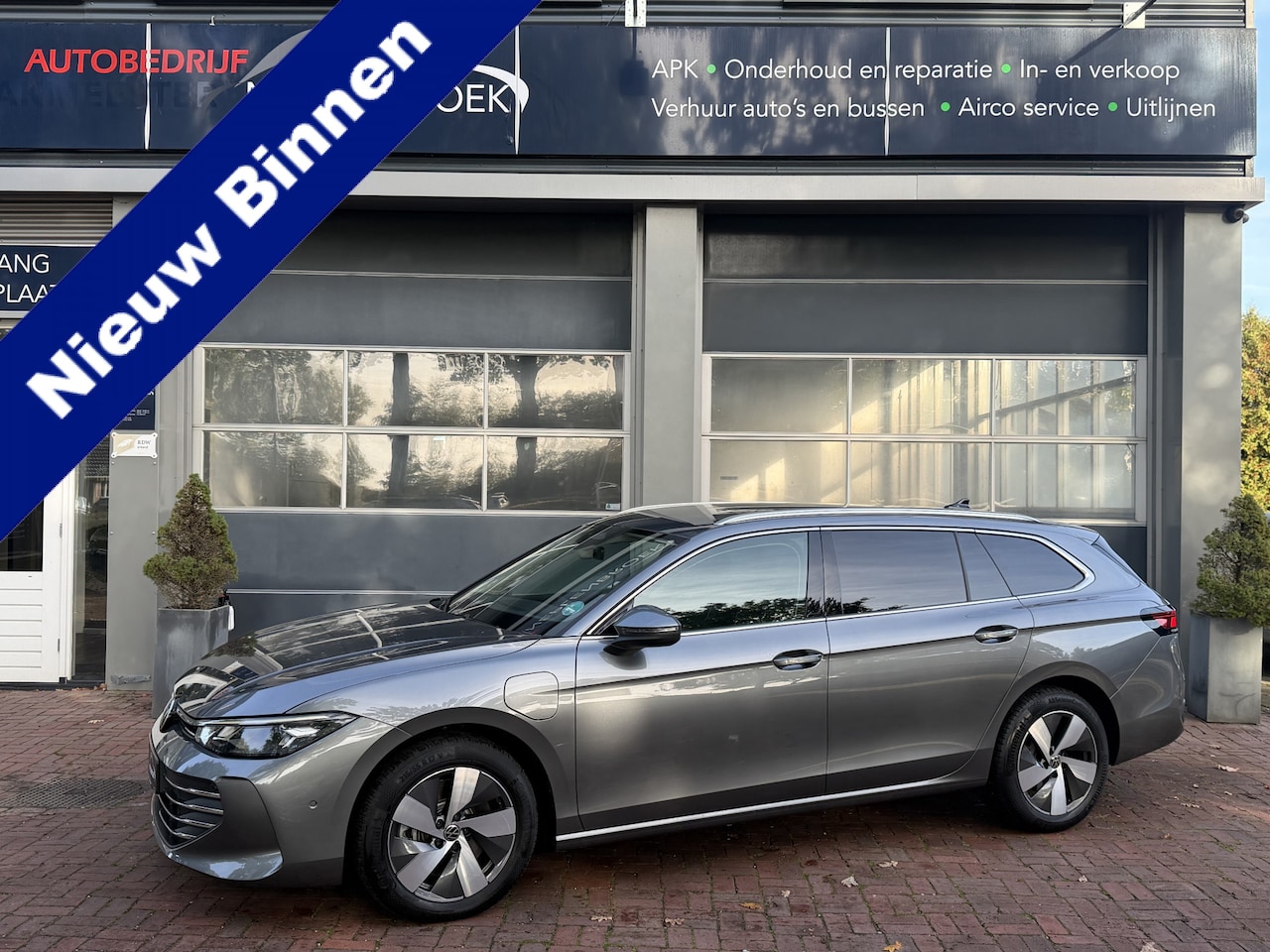 Volkswagen Passat Variant - 1.5 eHybrid 204pk Elegance / Trekhaak / Headup / Memory / Stoel&stuur verw. / FABRIEKS gar - AutoWereld.nl