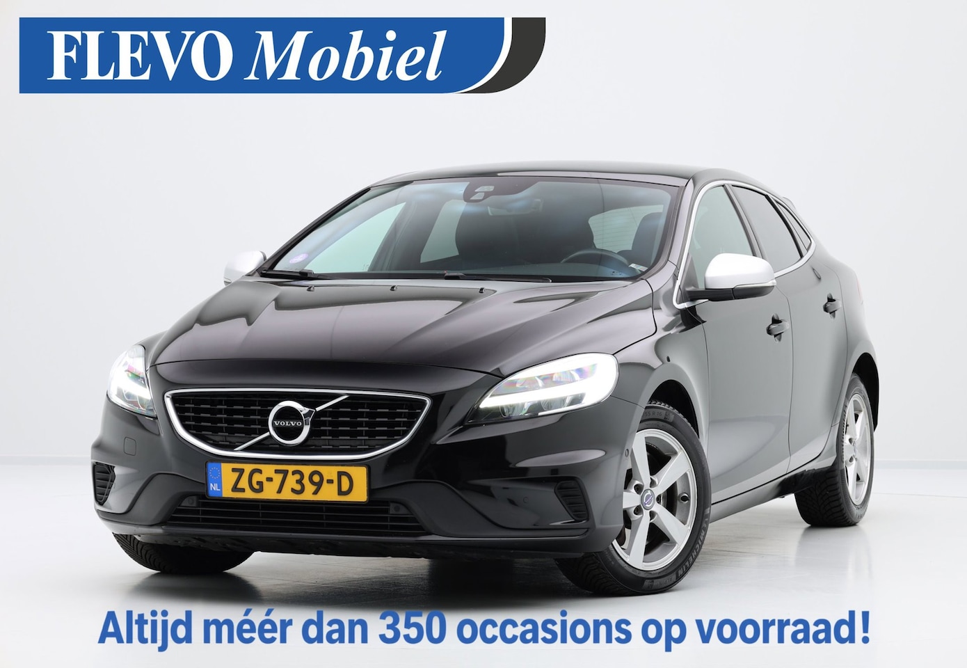 Volvo V40 - 1.5 T3 Polar+ Sport R-Design Aut. Pano|1e Eig|Leder-Alcantara|HarmanKardon|Cam|LMV - AutoWereld.nl