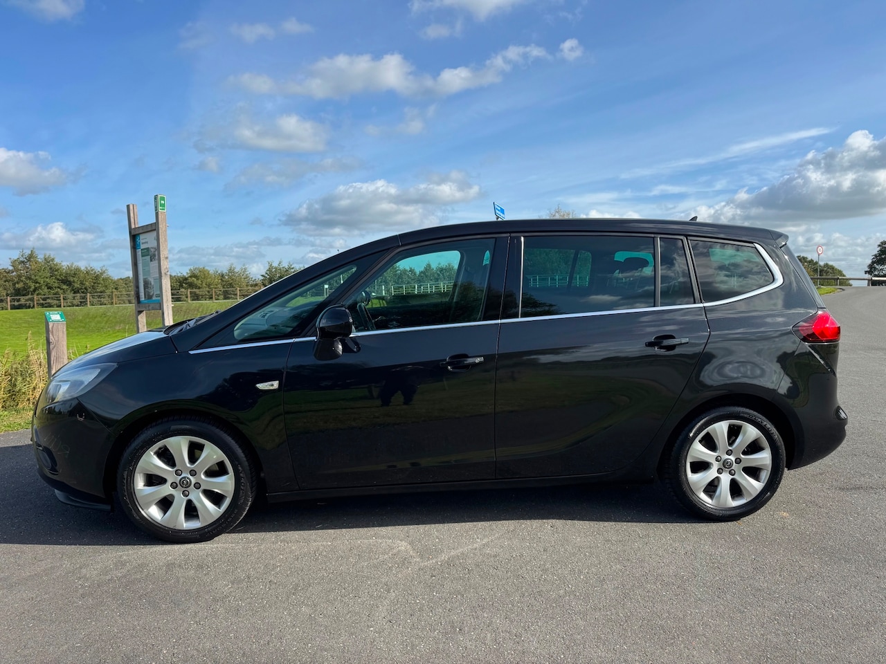 Opel Zafira Tourer - 1.4 Berlin 7p. 1.4 Berlin 7p. - AutoWereld.nl