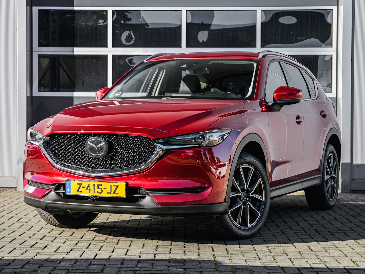 Mazda CX-5 - 2.5 SkyActiv-G 195 pk GT-M 4WD Aut. | Leder | Xenon | Keyless | Camera | Head-up display | - AutoWereld.nl