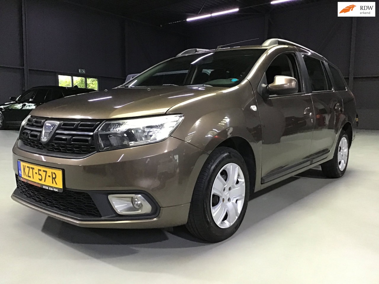 Dacia Logan MCV - 1.5 dCi Prestige I Trekhaak I Airco I Cruise I Stoelverw. I 2e Eigen I New Apk I Led I Iso - AutoWereld.nl