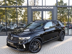 Volkswagen T-Roc - 2.0 TSI R AKRAPOVIC BEATS KEYLESS PANO VOL