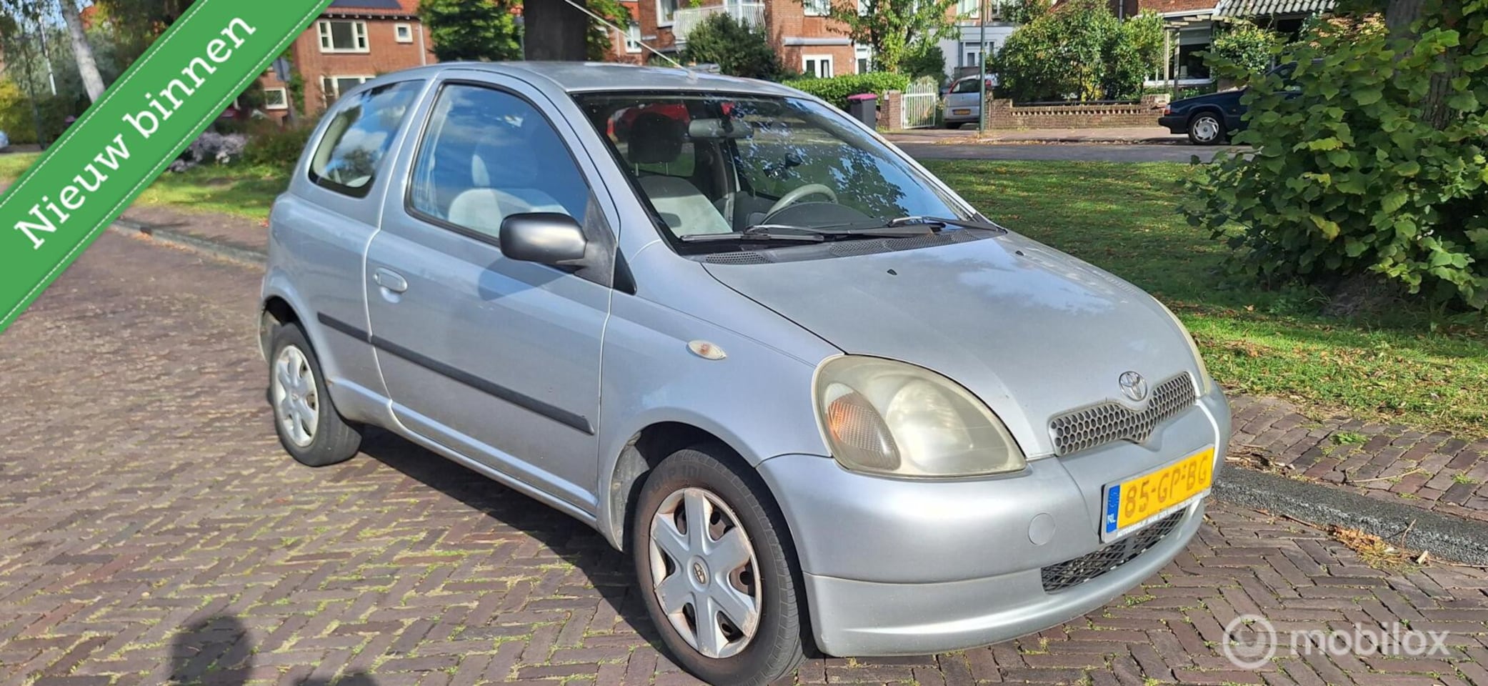 Toyota Yaris - 1.3-16V VVT-i Sol 1.3-16V VVT-i Sol - AutoWereld.nl