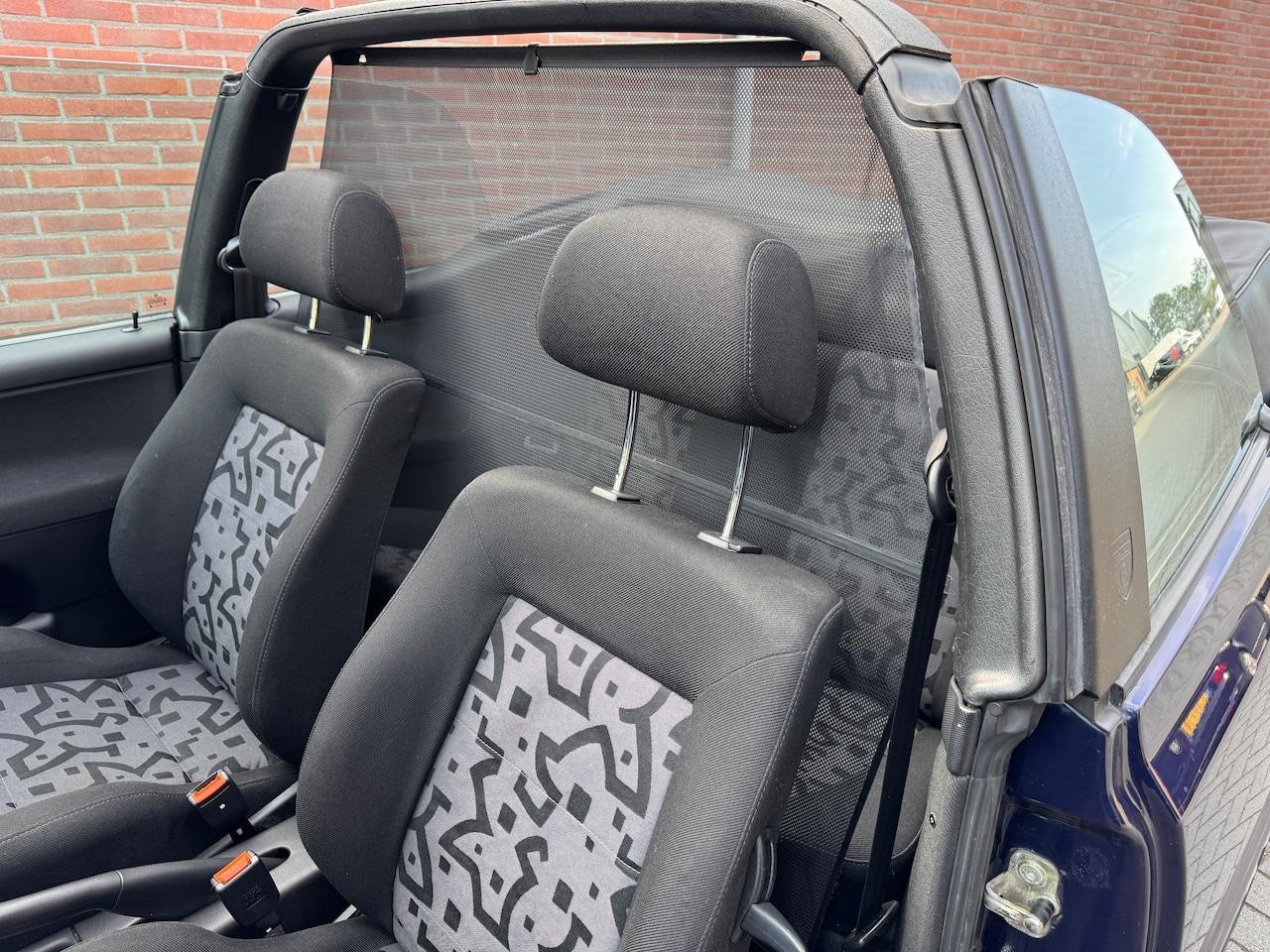 Volkswagen Golf Cabriolet - 1.8 Trendline Nette Cabriolet met slechts 153000KM!!