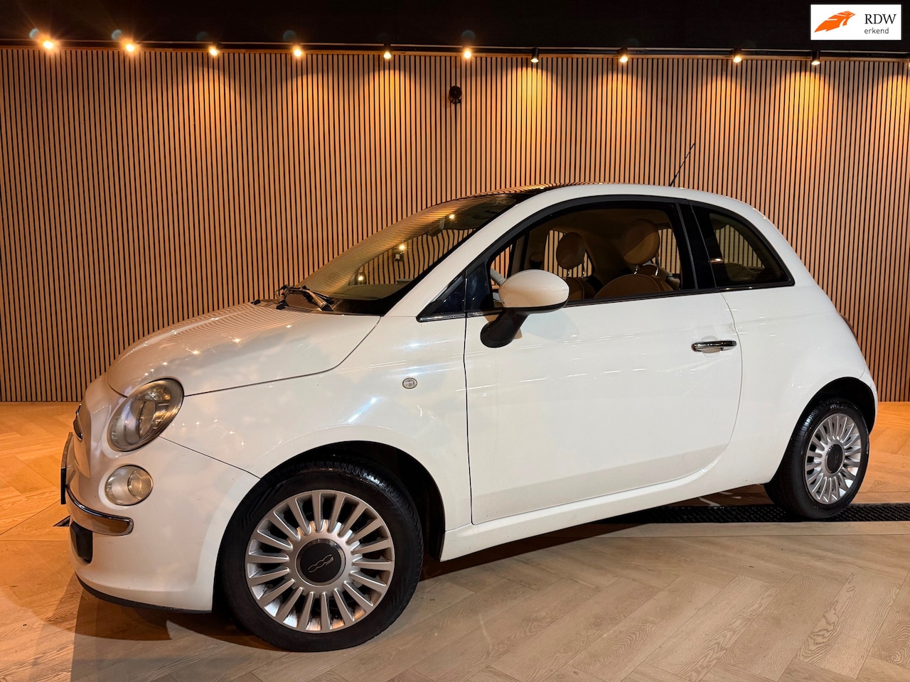 Fiat 500 - 1.2 | Carplay | Pano | PDC - AutoWereld.nl