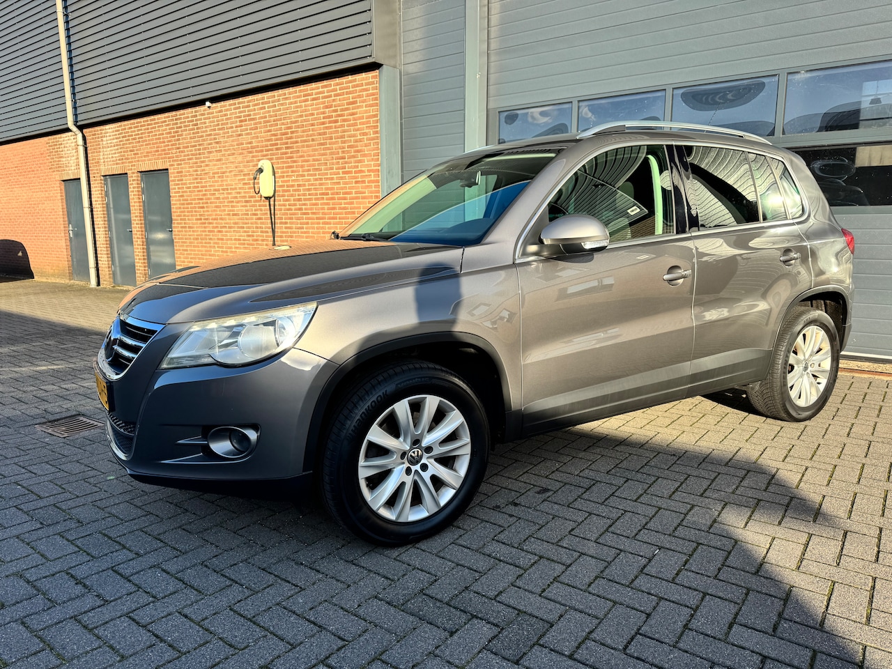 Volkswagen Tiguan - 1.4 TSI Sport&Style ECC/RADIO/TREKHAAK ZWENK/CRUISE/