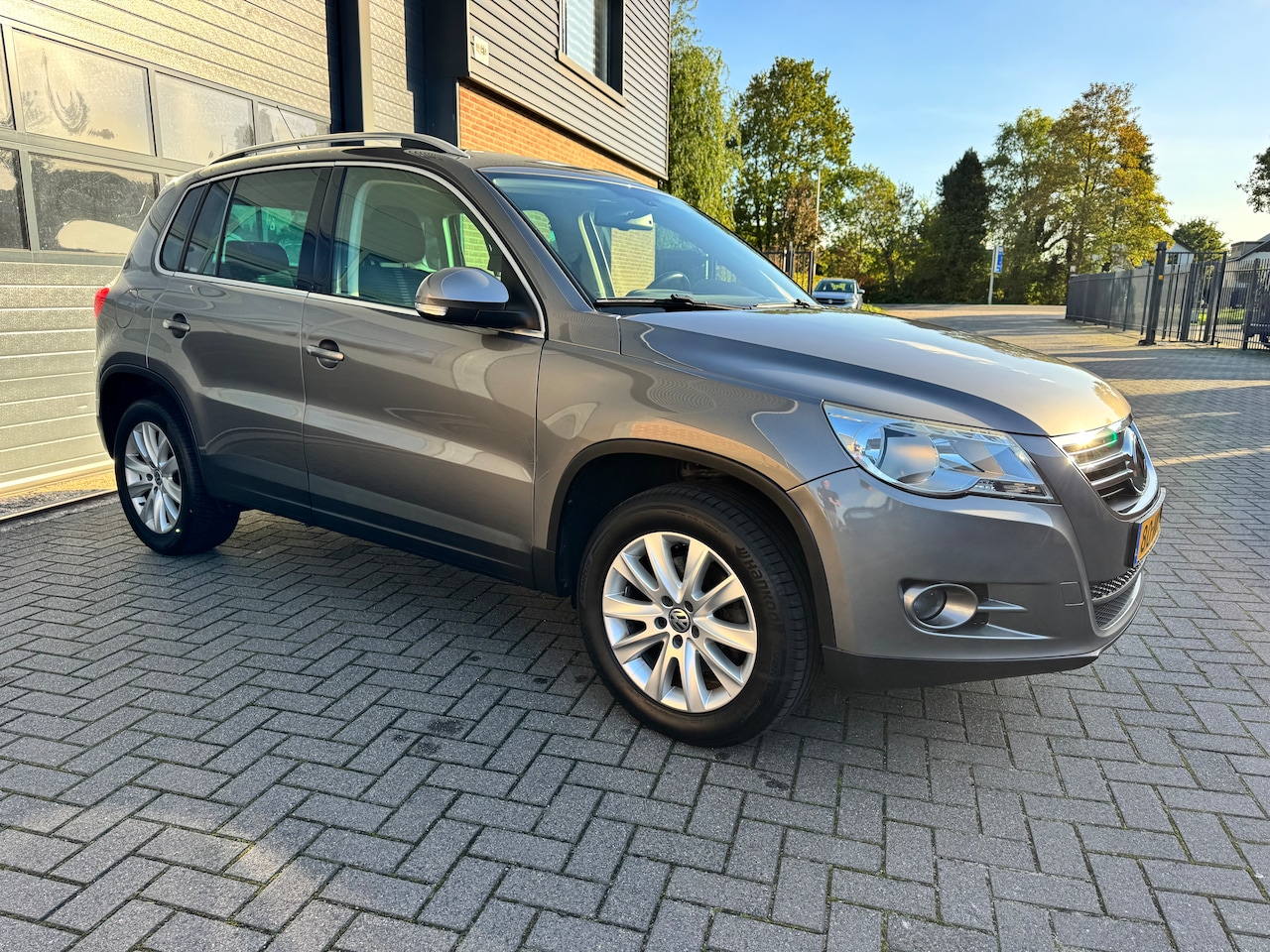 Volkswagen Tiguan - 1.4 TSI Sport&Style ECC/RADIO/TREKHAAK ZWENK/CRUISE/