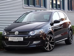 Volkswagen Polo - 1.4 Style 5-Drs Alcantara Carplay Stoelverwm Parkeersensoren Airco Cruise