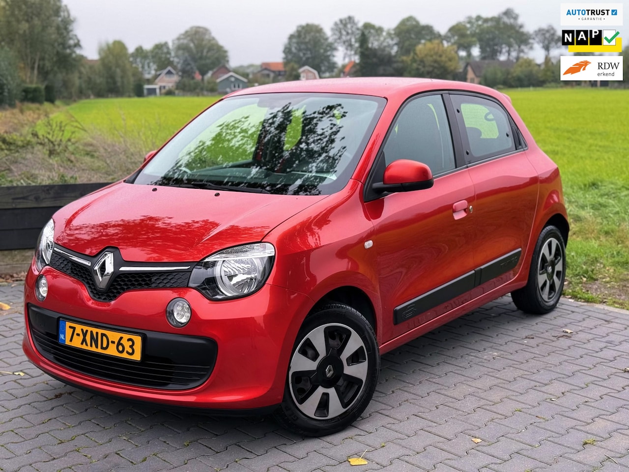 Renault Twingo - 1.0 SCe Expression 5 Deurs Airco Cruise - AutoWereld.nl