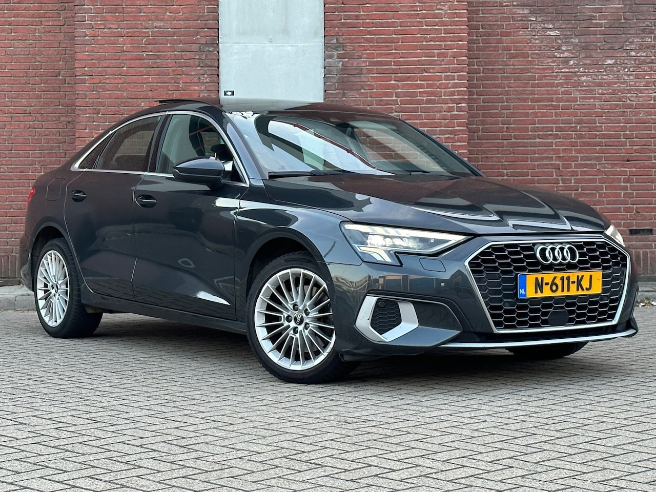 Audi A3 Limousine - 30 TFSI Business edition|AUTOMAAT|PANO|NAVI|CRUISE|LED - AutoWereld.nl
