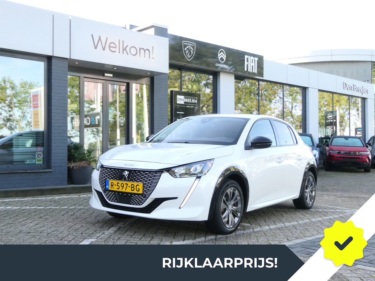 Peugeot e-208 - EV Allure Pack 50 kWh | Warmtepomp | Winter Pack - AutoWereld.nl