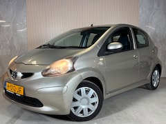 Toyota Aygo - 1.0-12V + Automaat Airco Leder Elektrische Pakket