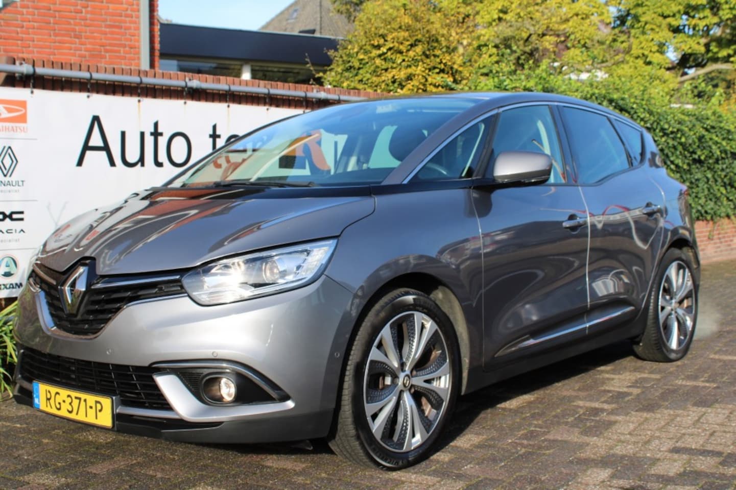 Renault Scénic - TCe 131 PK Intens - AutoWereld.nl