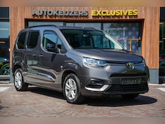 Toyota ProAce City - Geel Kenteken 5 Persoons Automaat Navi