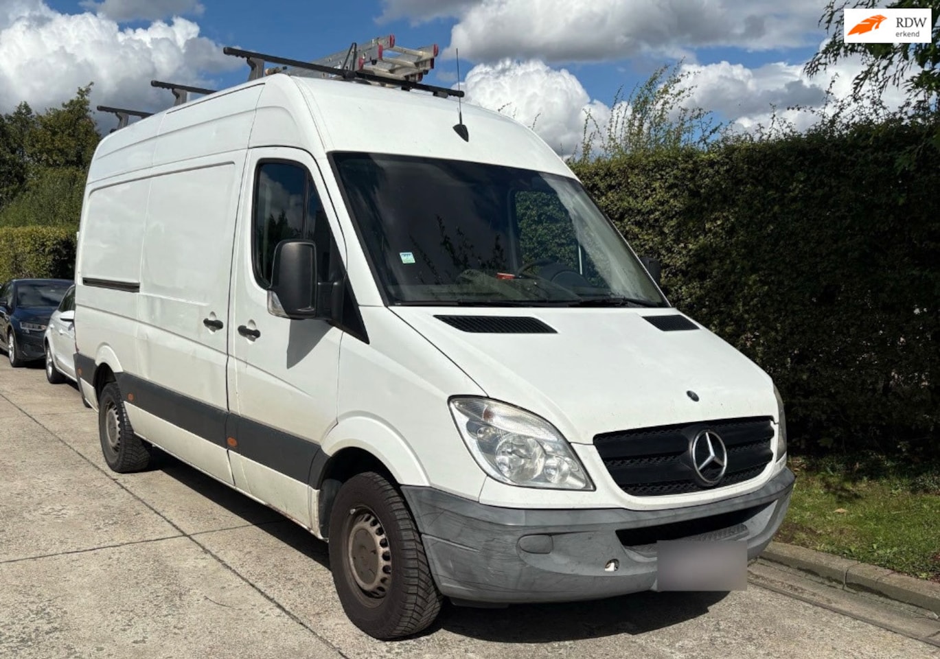 Mercedes-Benz Sprinter - 1.2 TSI Bj 2012 5-Deurs ECC Airco PDC LM-Velgen - AutoWereld.nl