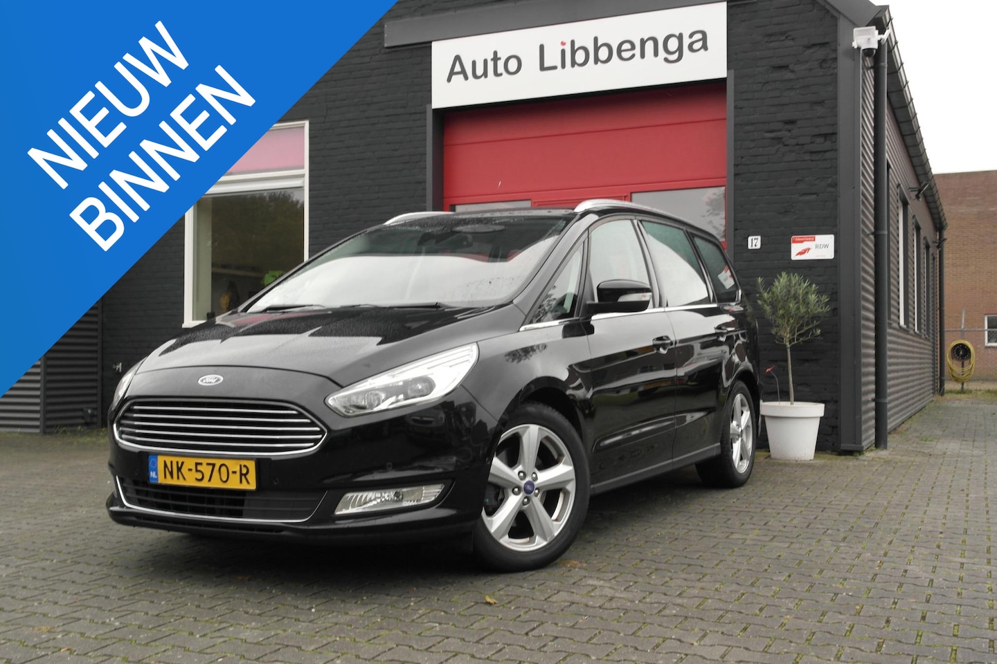 Ford Galaxy - 2.0 Titanium AUTOMAAT / CLIMA V+A / DEALERONDERHOUDEN / 7- PERSOONS / DAB / CRUISE / NAVI - AutoWereld.nl