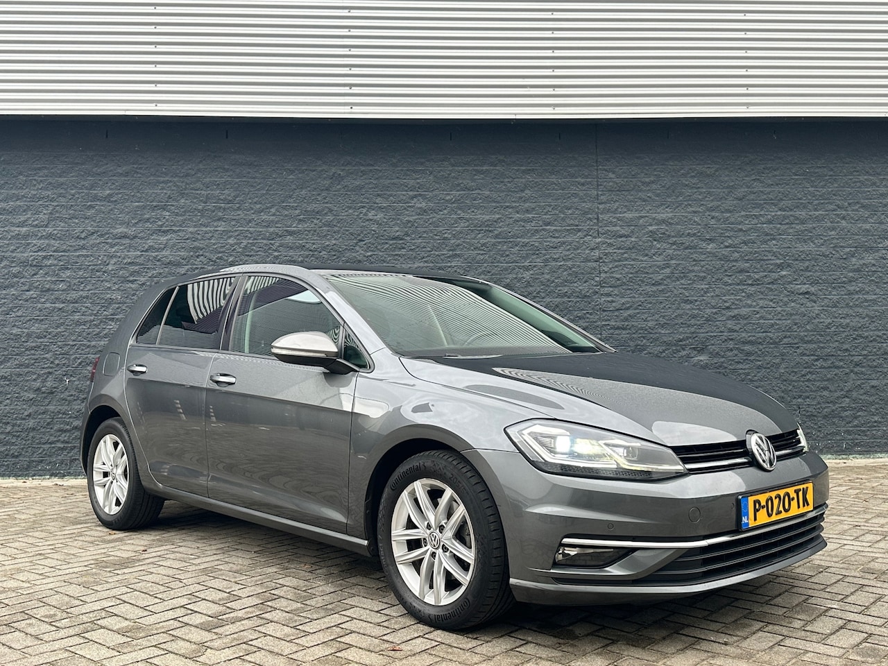 Volkswagen Golf Variant - 1.5 TSI Highline Business R 1.5 TSI Highline Business R - AutoWereld.nl