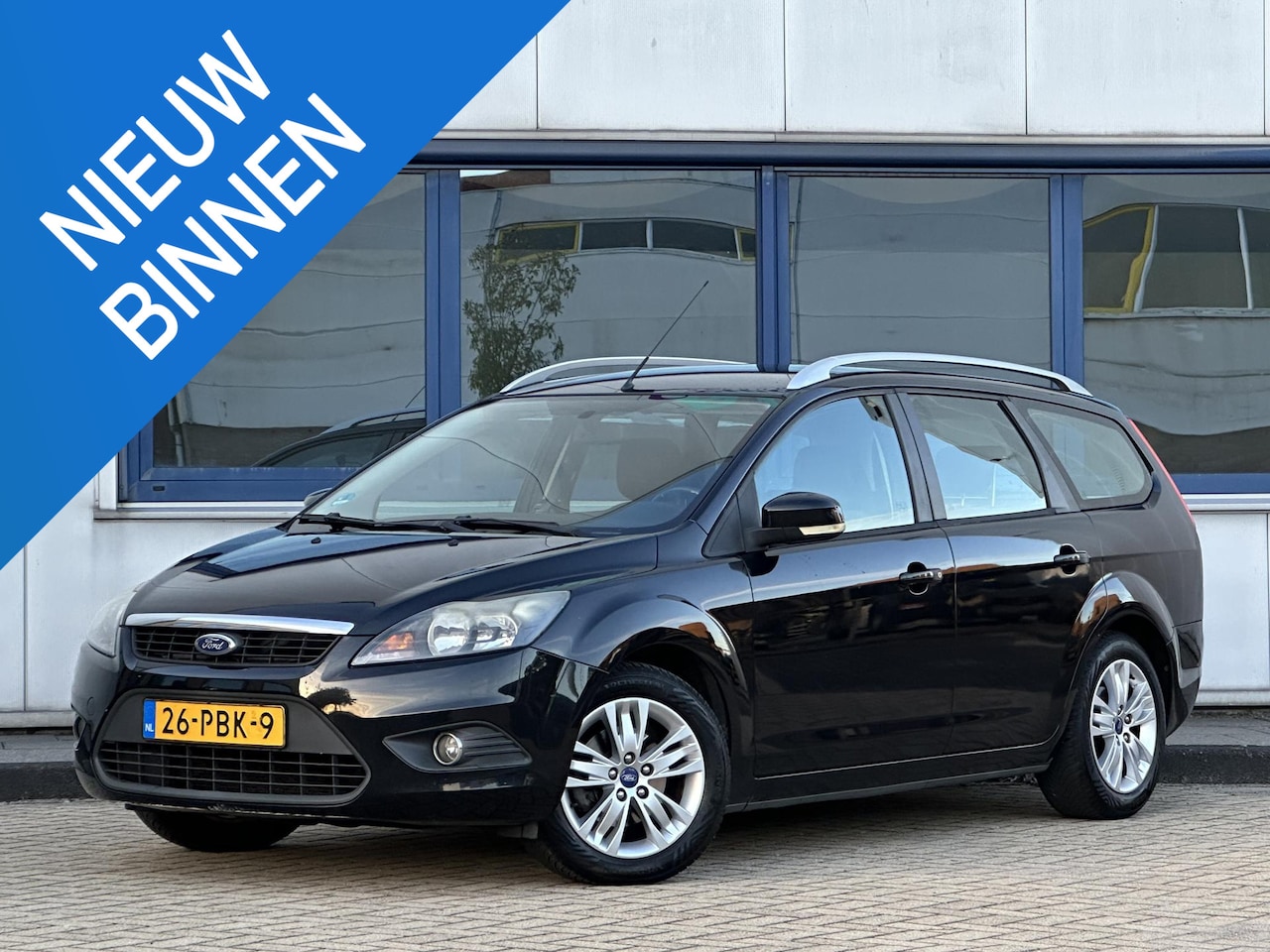 Ford Focus Wagon - 1.6 Comfort l PDC l Trekhaak l Cruise l Airco l - AutoWereld.nl