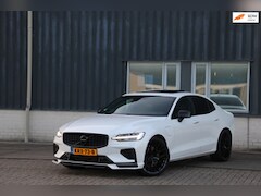 Volvo S60 - 2.0 T8 AWD R-Design Pano Memory Harman&Kardon BTW Heico Look