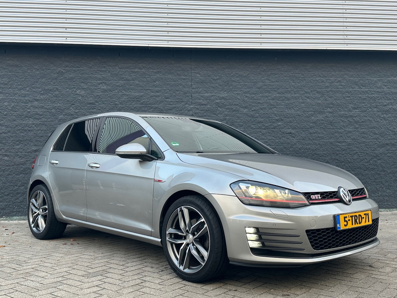 Volkswagen Golf - 1.4 TSI GTI Interieur + Exterieur - AutoWereld.nl