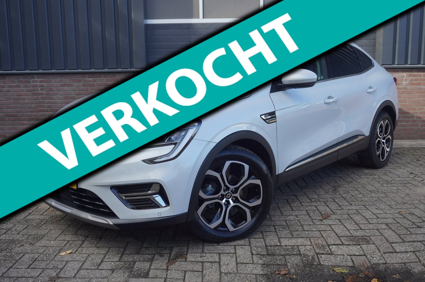 Renault Arkana - 1.3 mild hybrid 160 techno / Schuifkanteldak / Carplay - AutoWereld.nl