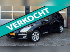 Hyundai i30 CW - 2.0i i-Catcher Automaat | LPG | 143 pk | Navi | Camera