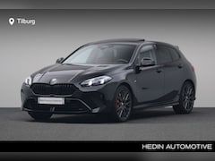 BMW 1-serie - 120 | Glazen Panoramadak | M Sportpakket Pro | PDC Voor/Achter | Driving Assistant |