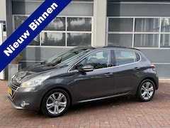 Peugeot 208 - 1.2 VTi Allure km 130.000 Bj 2014 Navi, 16Inch, Clima, Cv Dealer onderhouden
