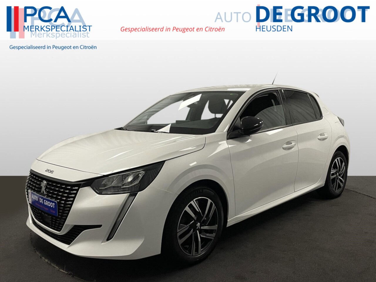 Peugeot 208 - Allure 100pk Navi+Carplay | 3d Dash | Camera - AutoWereld.nl