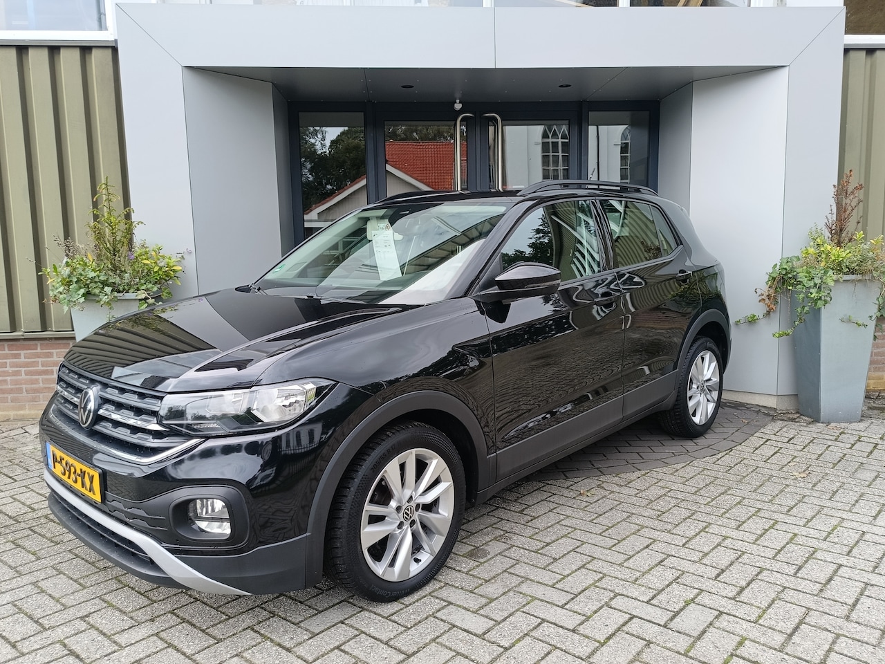 Volkswagen T-Cross - 1.0 TSI Life | Airco | Camera | Carplay | NAP |  Adaptieve cruis controle | - AutoWereld.nl