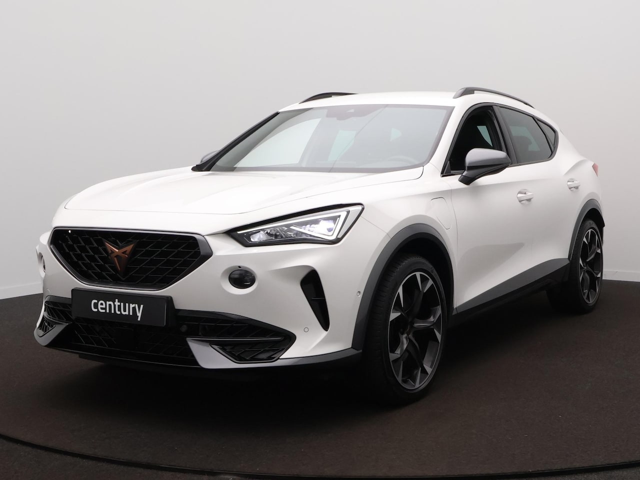 CUPRA Formentor - 1.4 e-Hybrid 245pk Edition Trehkaak - Camera - Navigatie - Apple Carplay/Android Auto - 19 - AutoWereld.nl