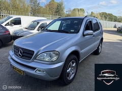 Mercedes-Benz M-klasse - 320 LET OP BIJGELUID IN MOTOR EXPORT PRIJS