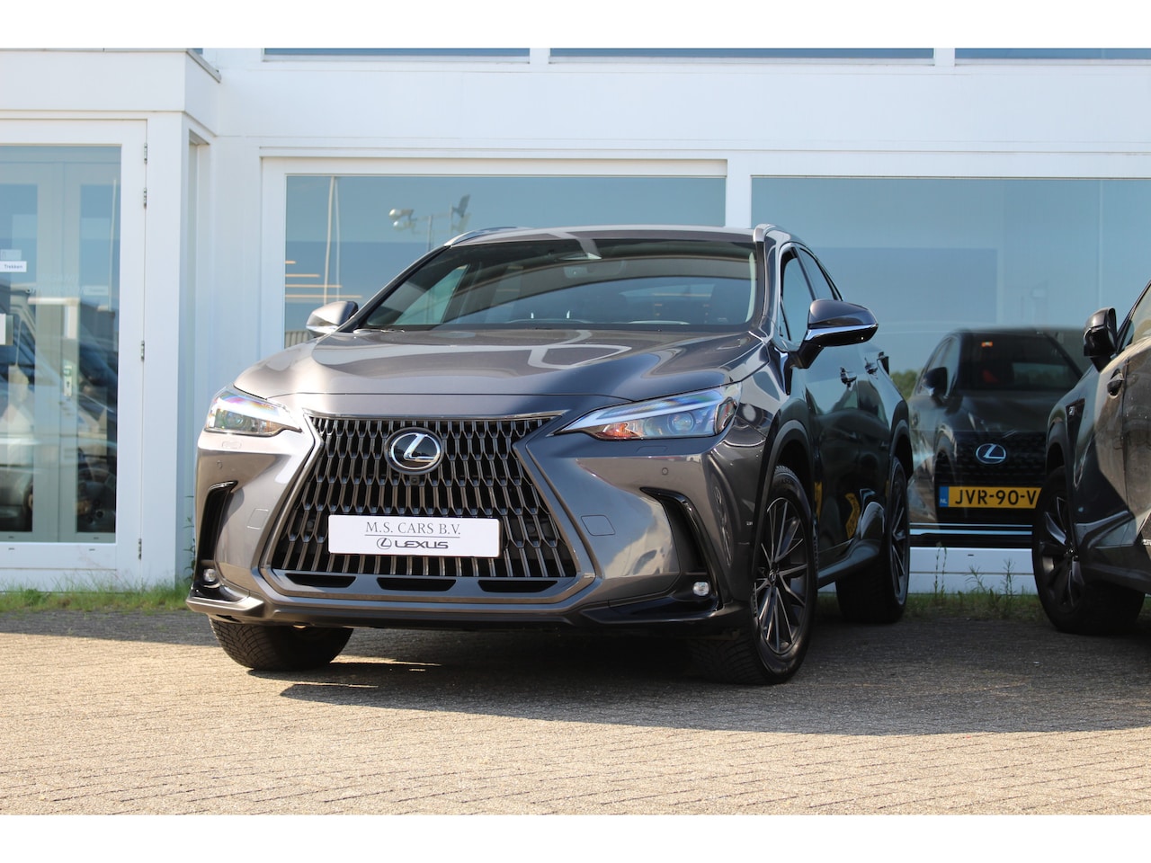 Lexus NX - 450h+ AWD Luxury Line 450h+ AWD Luxury Line - AutoWereld.nl