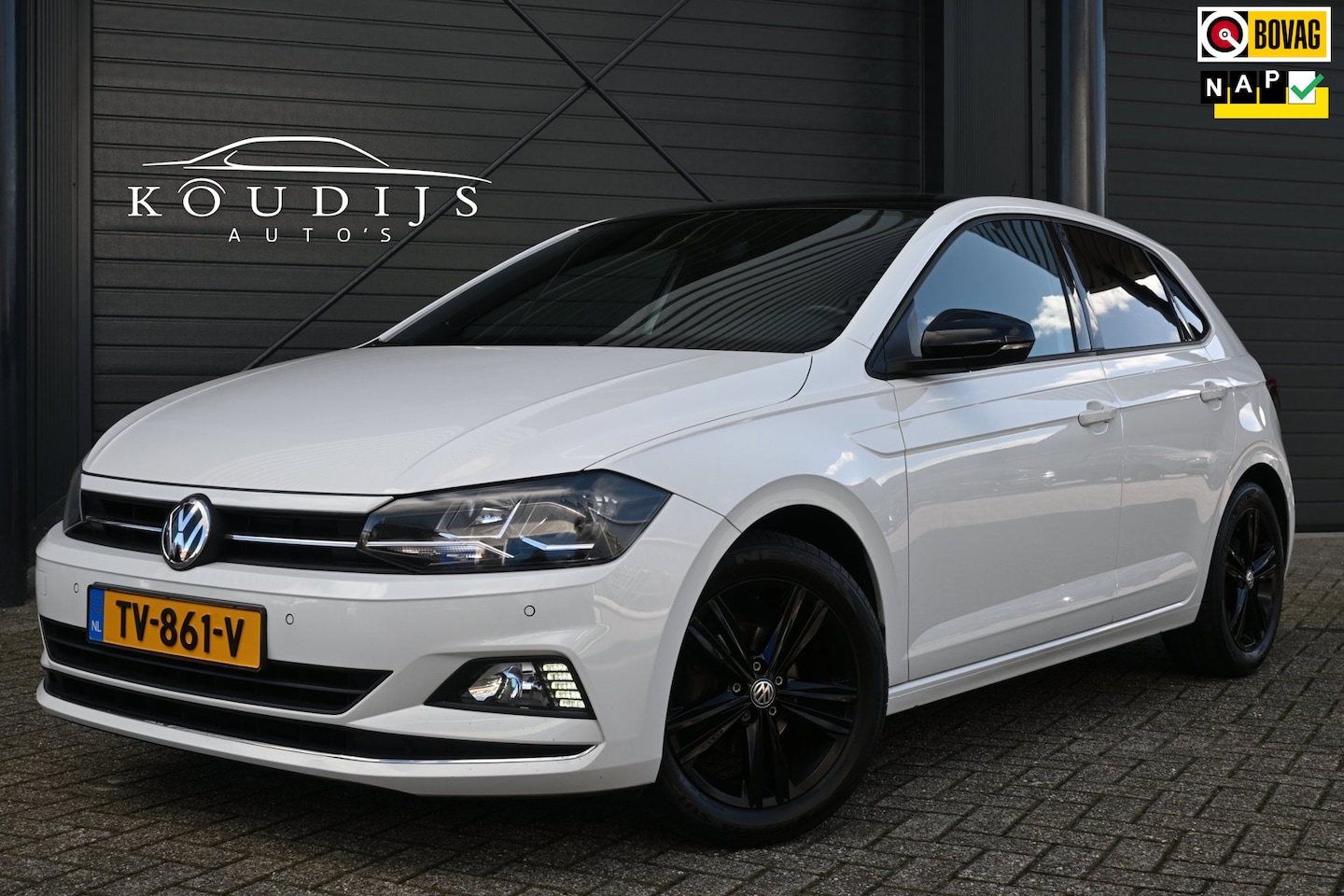 Volkswagen Polo - 1.0 TSI Highline 1.0 TSI Highline, Beats, Carplay, Adapt. Cruise, PDC, Climate - AutoWereld.nl