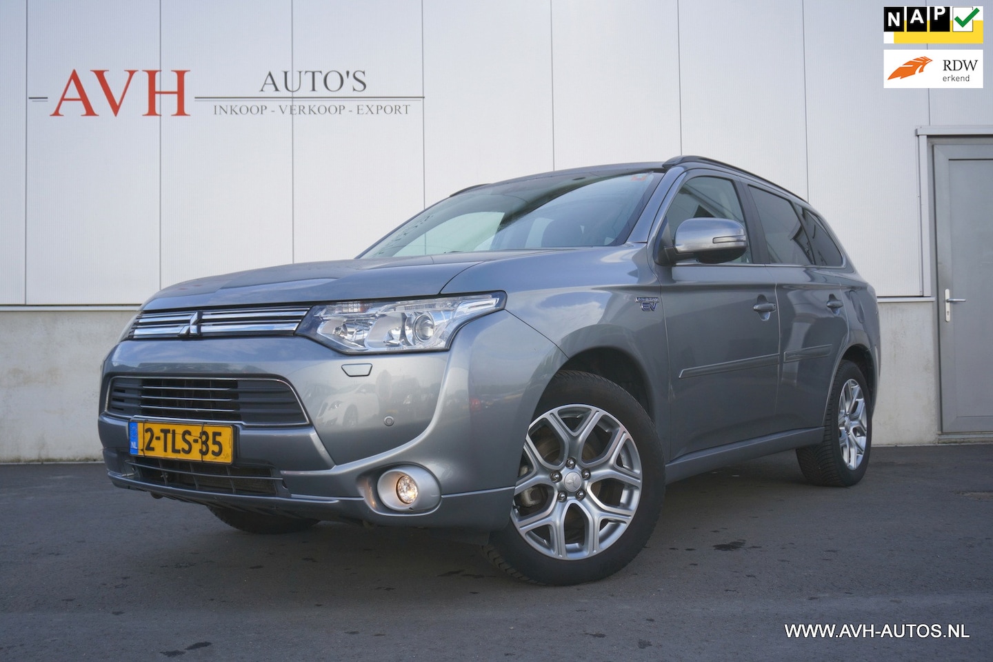 Mitsubishi Outlander - 2.0 PHEV instyle 2.0 PHEV Instyle - AutoWereld.nl