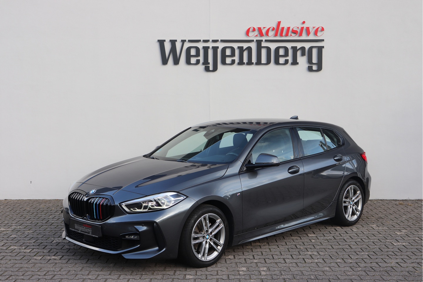 BMW 1-serie - 116i M Sport Virtual Display LED - AutoWereld.nl