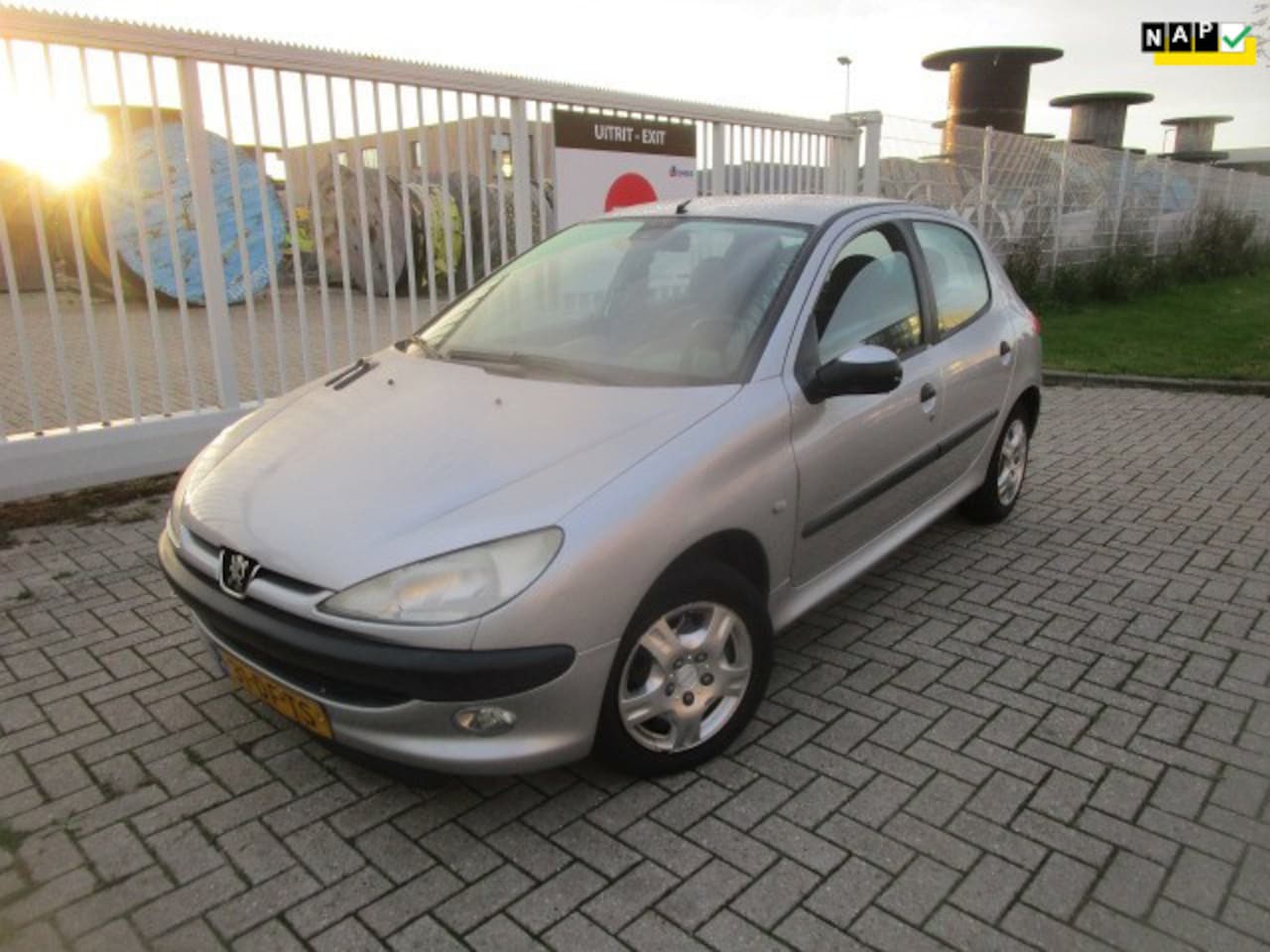 Peugeot 206 - 1.4 Gentry 1.4 Gentry - AutoWereld.nl