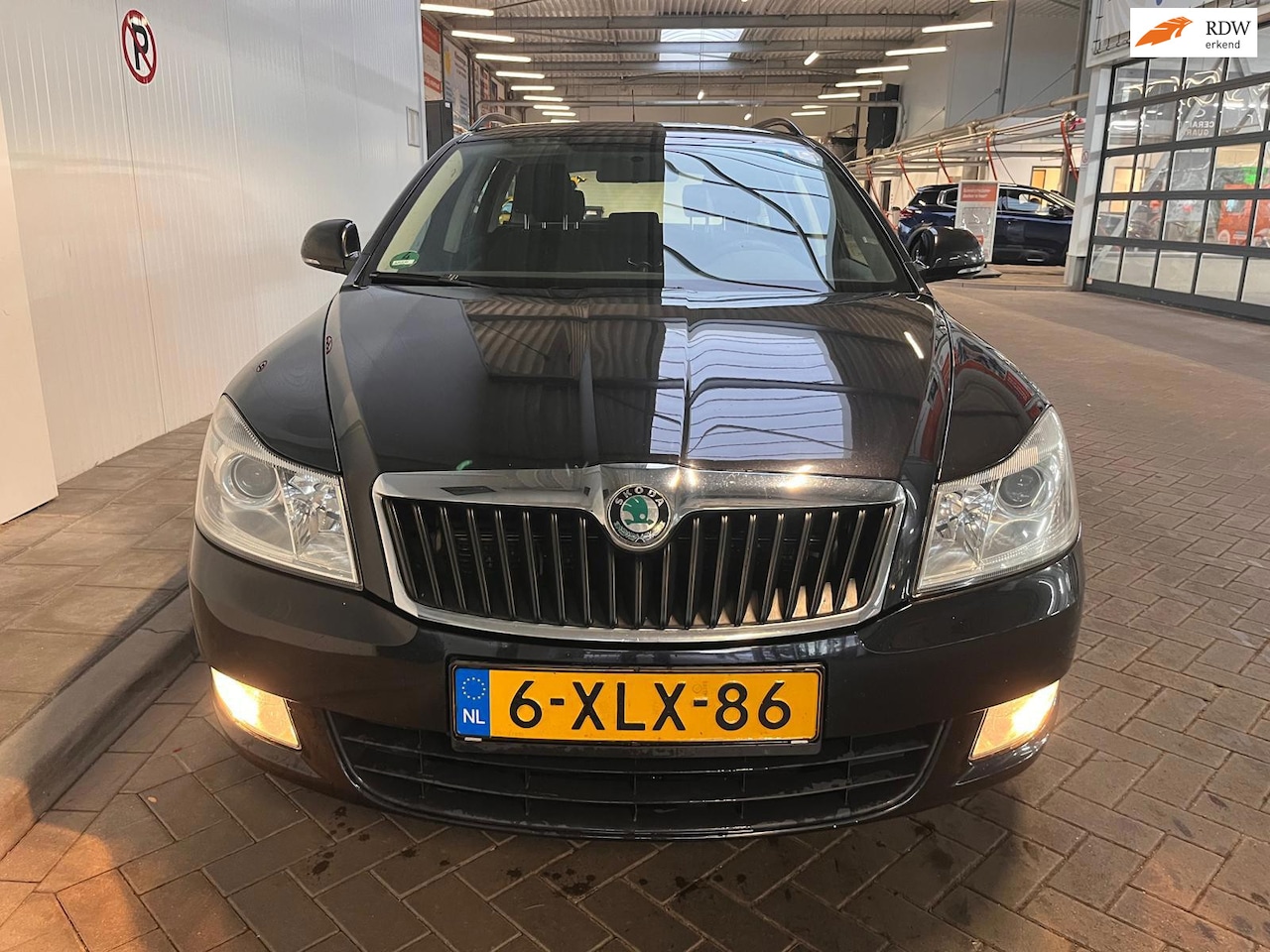 Skoda Octavia Combi - 1.6 TDI Greentech Comfort 1.6 TDI Greentech Comfort - AutoWereld.nl