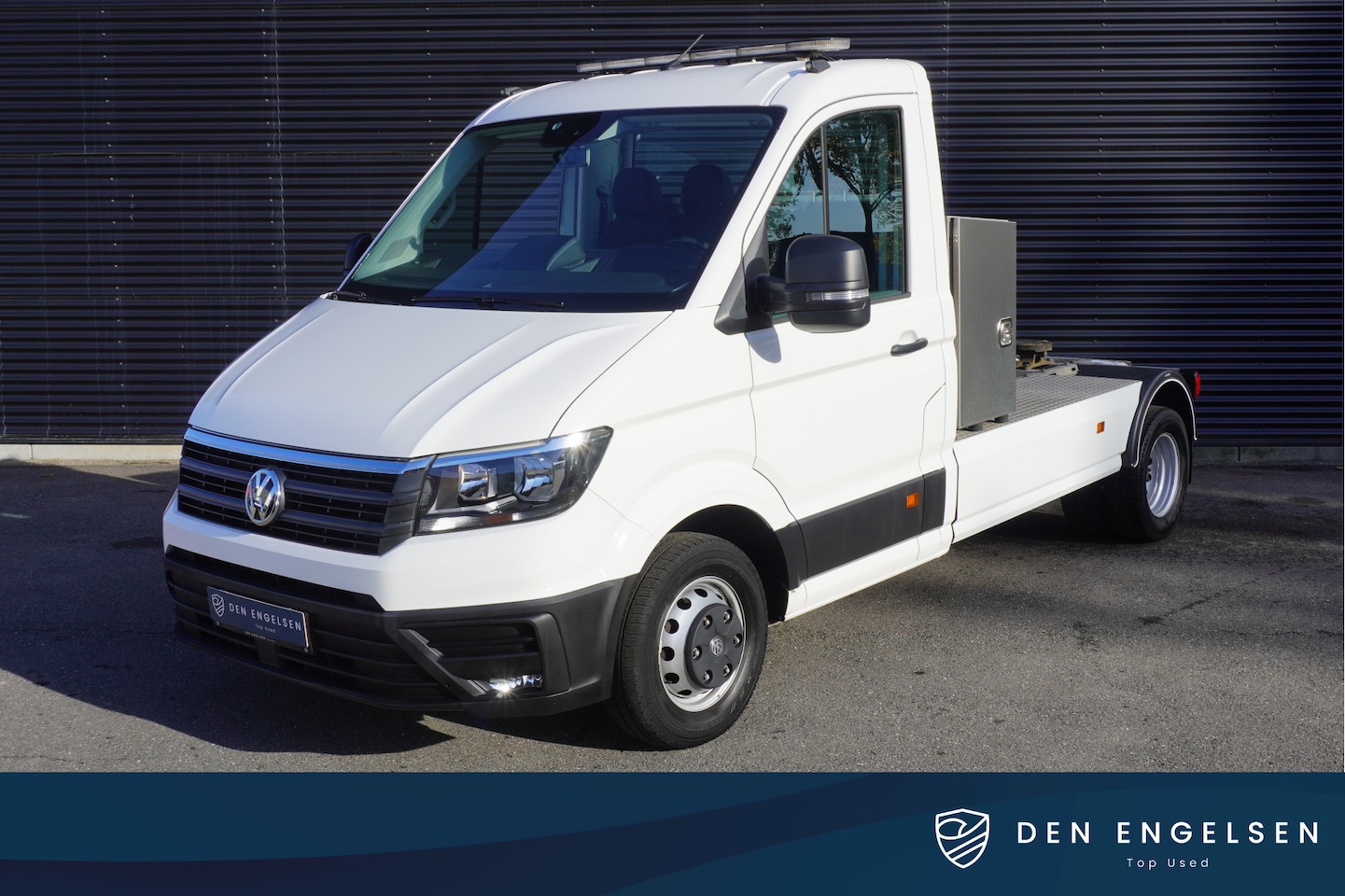 Volkswagen Crafter - 177pk Automaat BE-Trekker 8 Ton Dubbellucht Navigatie Trekhaak Apple carplay Gereedschapsk - AutoWereld.nl