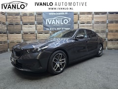 BMW 5-serie - 550e xDrive Leder Clima LED Camera Carplay 19"LM