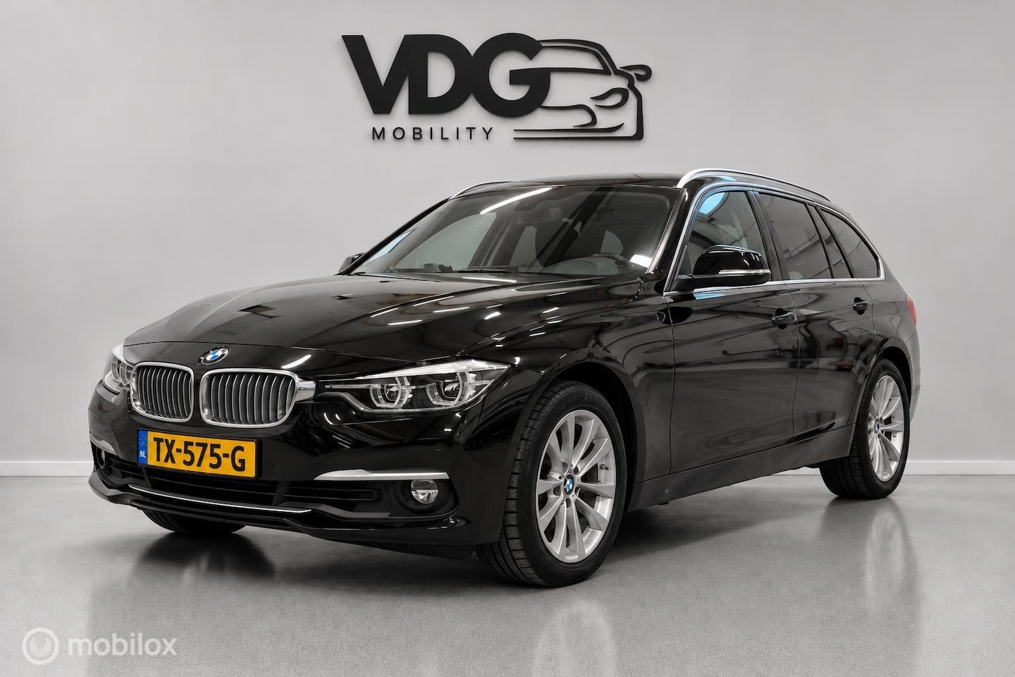BMW 3-serie Touring - 320i Ed. Lux. Line Purity High Executive - AutoWereld.nl
