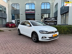Volkswagen Polo - 1.0 TSI Comfortline CARPLAY