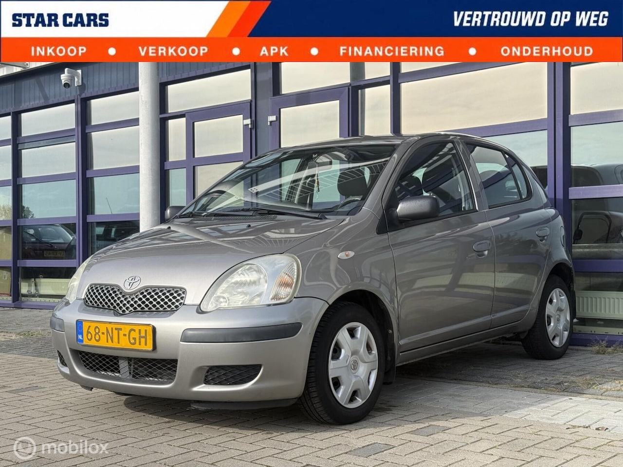 Toyota Yaris - 1.3 VVT-i Terra| Dealer Onderhouden| APK - AutoWereld.nl
