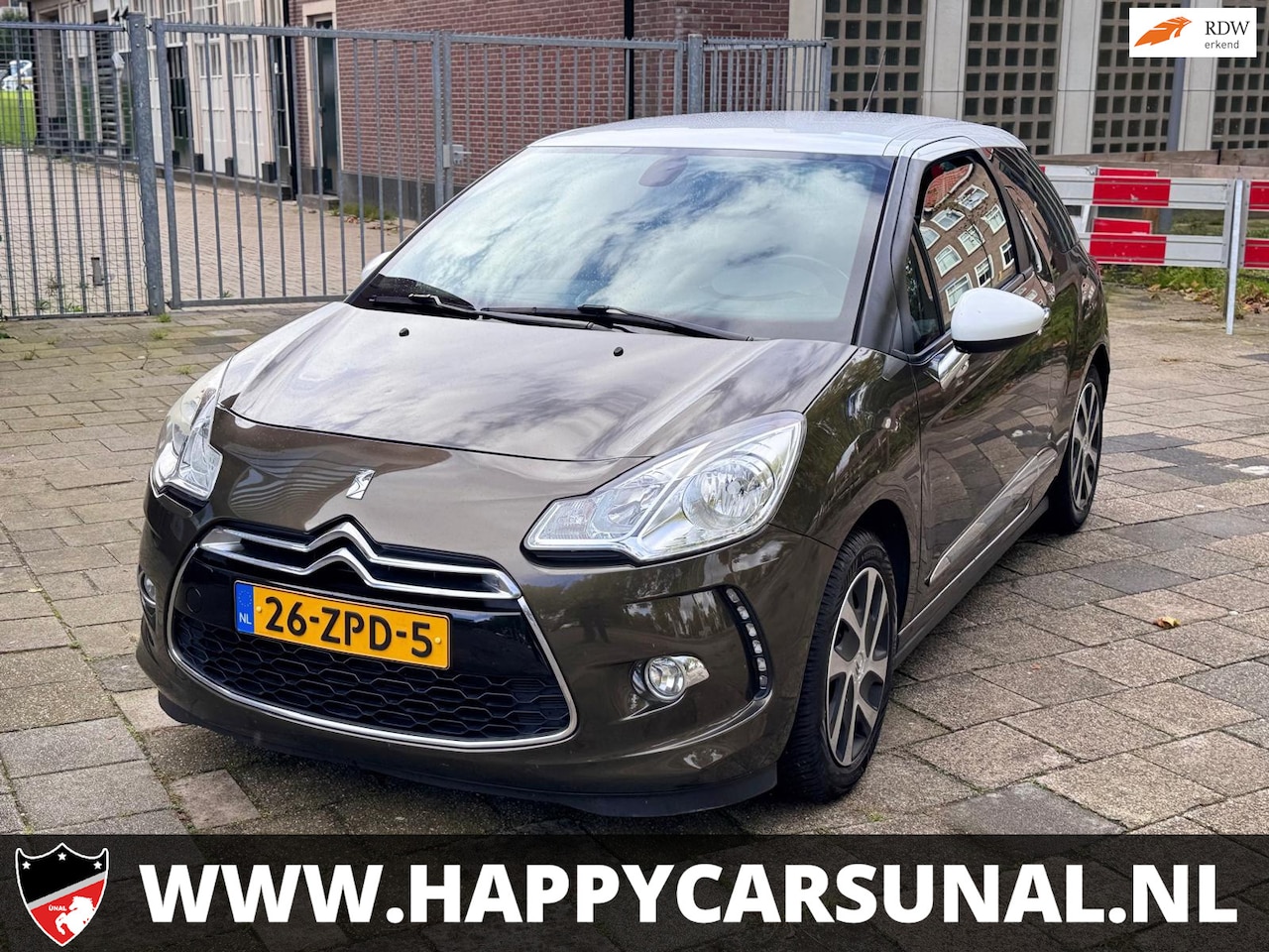 Citroën DS3 - 1.2 VTi Business 1.2 VTi Business, NAVI, APK - AutoWereld.nl