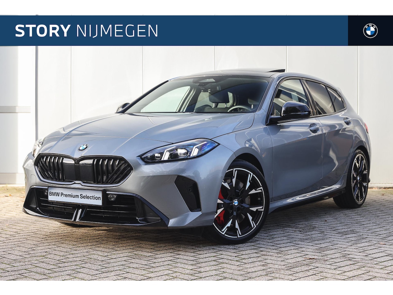 BMW 1-serie - 120 M Sport Automaat / Panoramadak / Sportstoelen / M Adaptief onderstel / Comfort Access - AutoWereld.nl