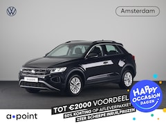 Volkswagen T-Roc - 1.0 TSI Life 110 pk | Navigatie | Parkeersensoren (Park assist) | Achteruitrijcamera | Ada