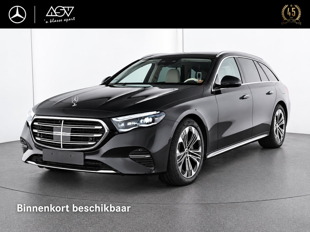 Mercedes-Benz E-klasse Estate - 300 e Exclusive Line Head-up display, Panoramadak, wegklapbare trekhaak, Sluitbekrachtigin - AutoWereld.nl